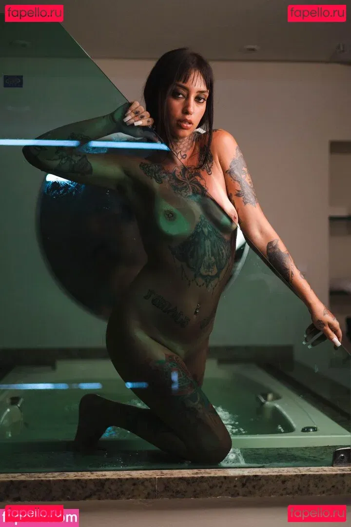 Thullê Montes Onlyfans Photo Gallery 