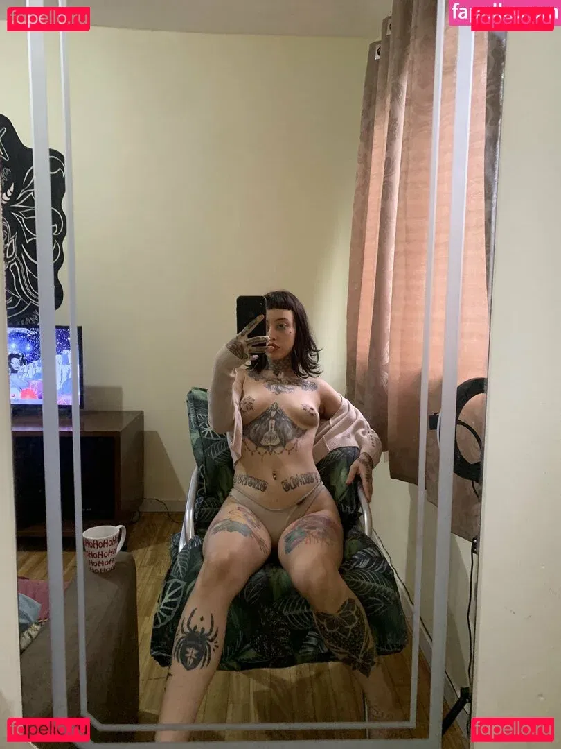 Thullê Montes Onlyfans Photo Gallery 