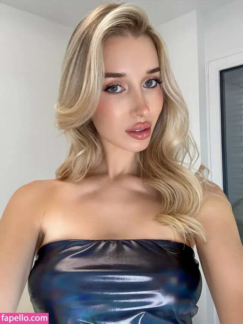 Godessamber Onlyfans Photo Gallery 