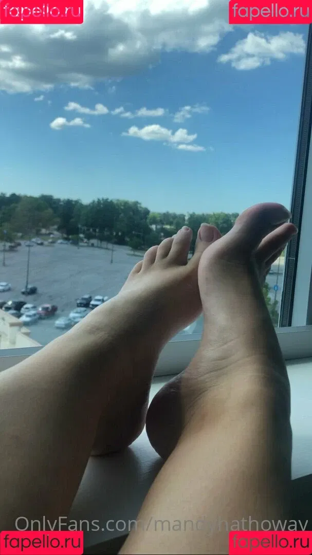 mandyhathoway Onlyfans Photo Gallery 