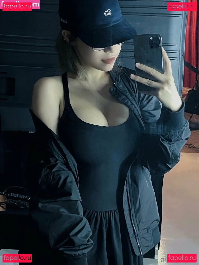 AnnoyingJaina Onlyfans Photo Gallery 