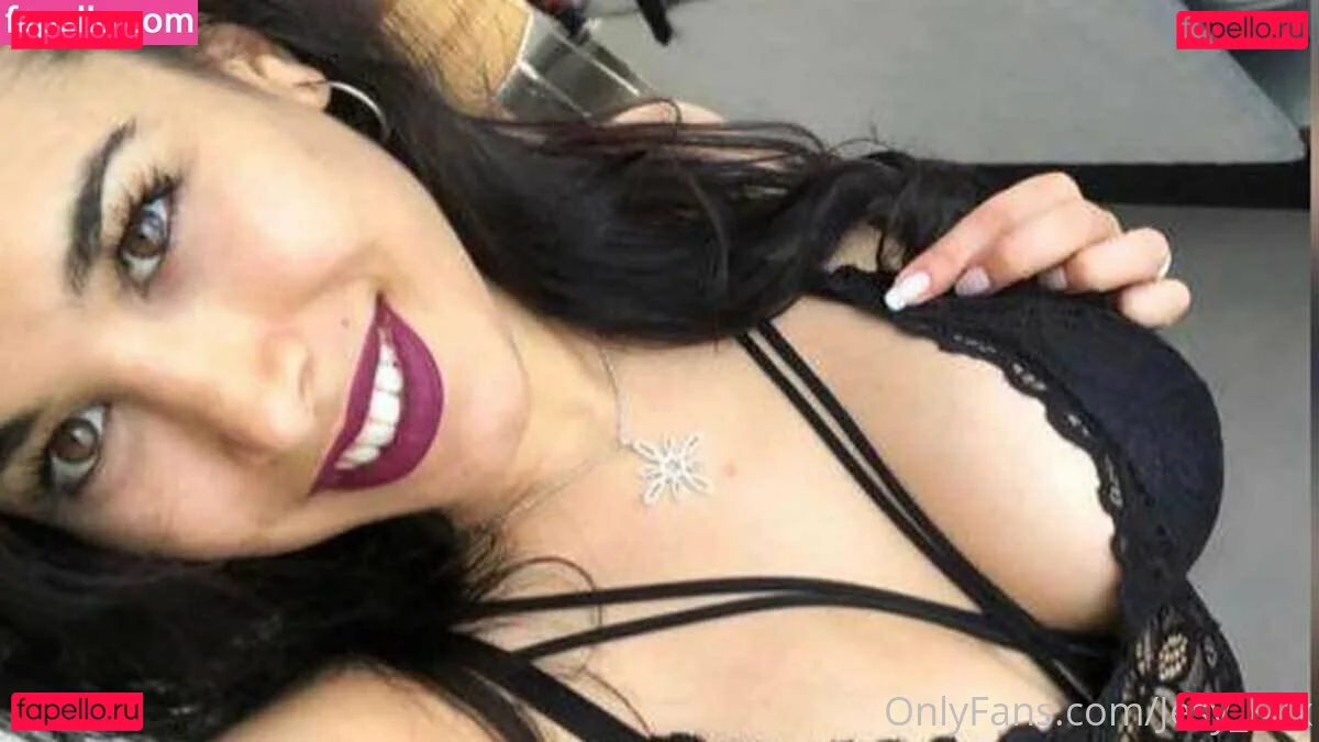 jesy_fux Onlyfans Photo Gallery 