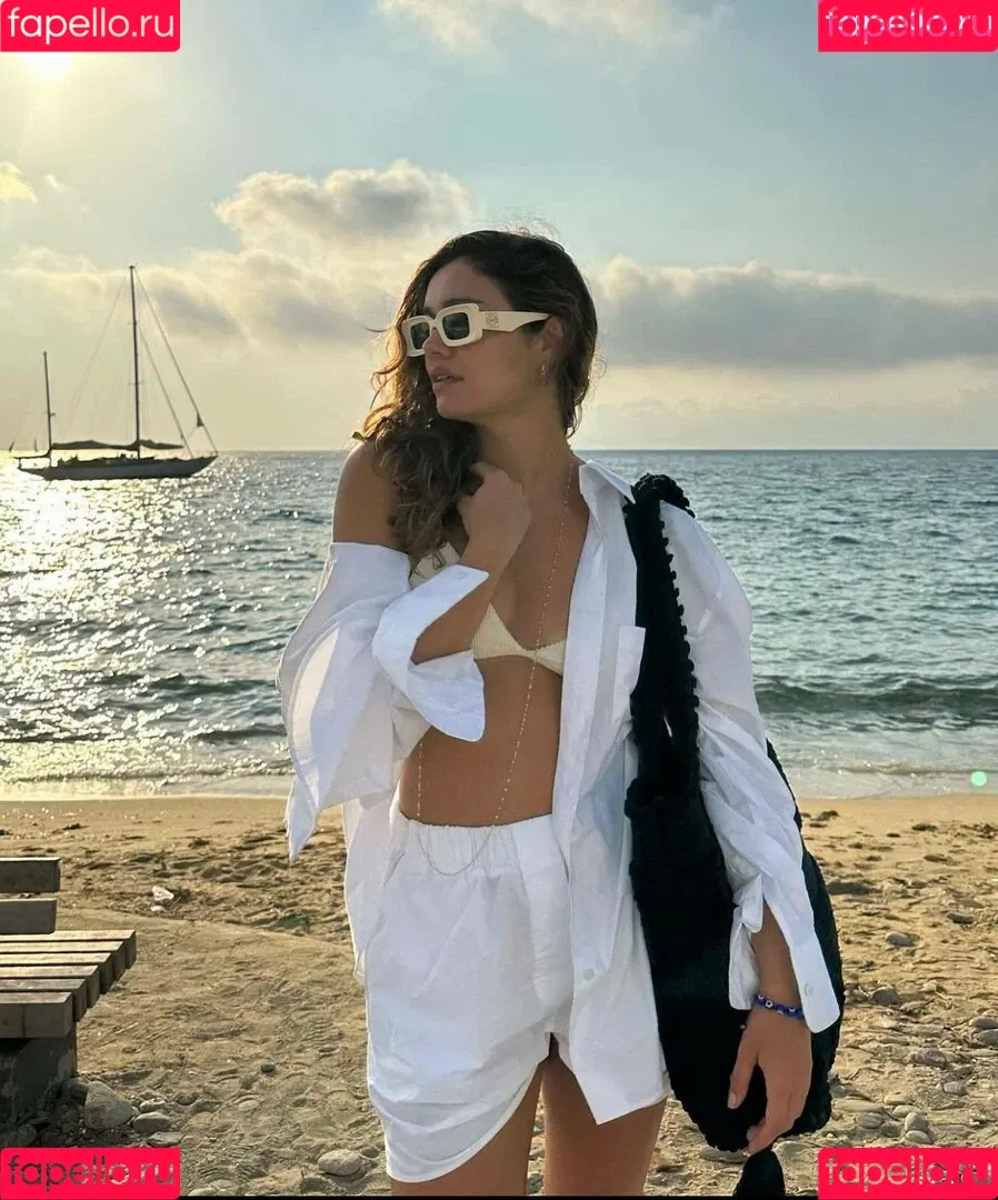 Sophie Charlotte Onlyfans Photo Gallery 