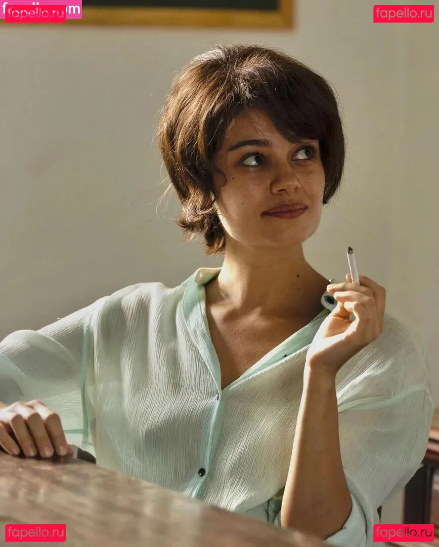 Sophie Charlotte Onlyfans Photo Gallery 