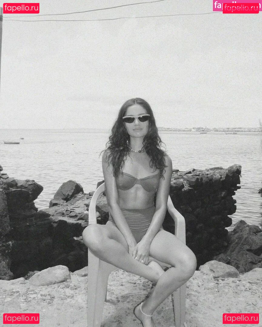 Sophie Charlotte Onlyfans Photo Gallery 