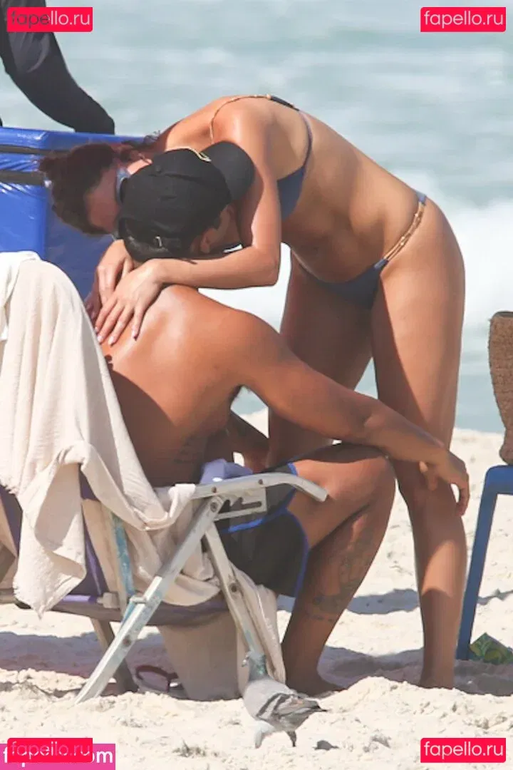 Sophie Charlotte Onlyfans Photo Gallery 