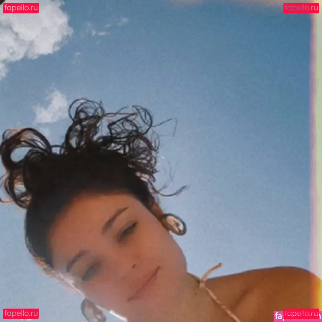 Sophie Charlotte Onlyfans Photo Gallery 