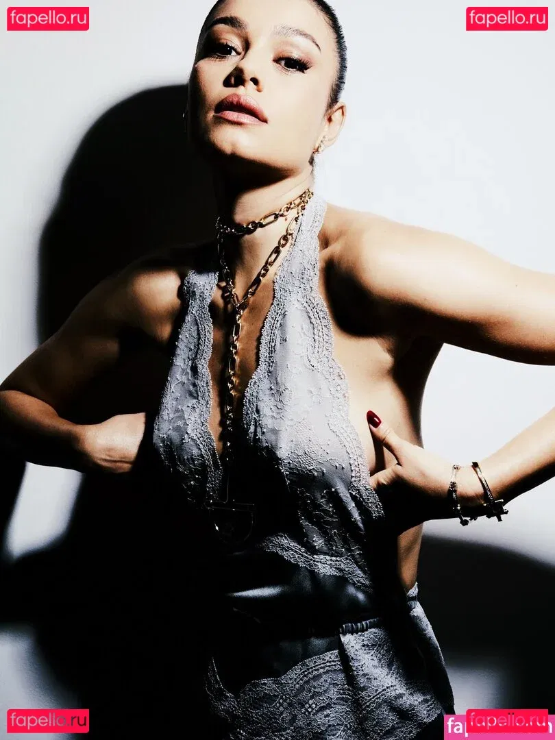 Sophie Charlotte Onlyfans Photo Gallery 