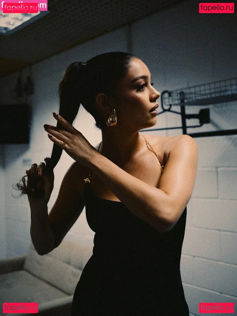 Sophie Charlotte Onlyfans Photo Gallery 