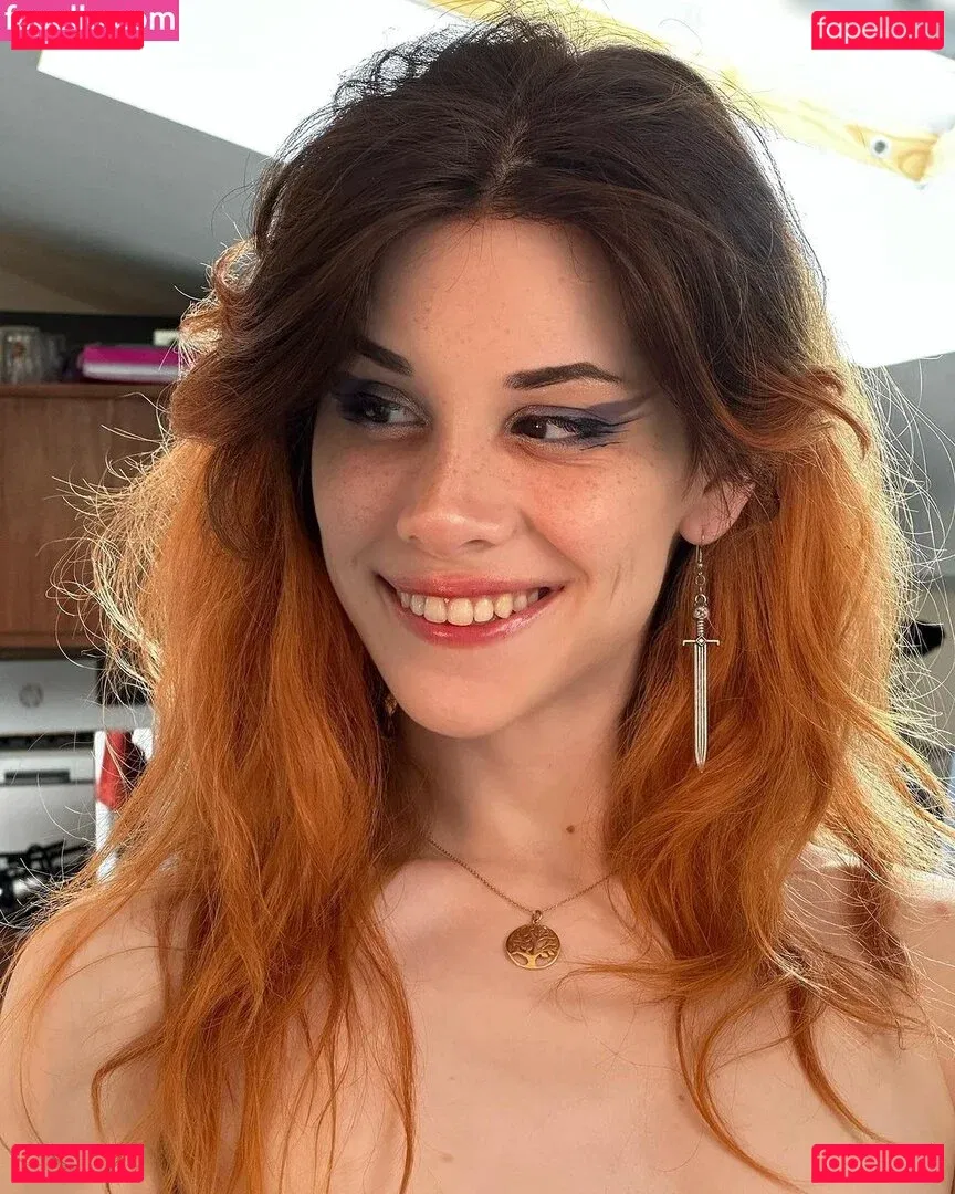 Lenacassandre Onlyfans Photo Gallery 