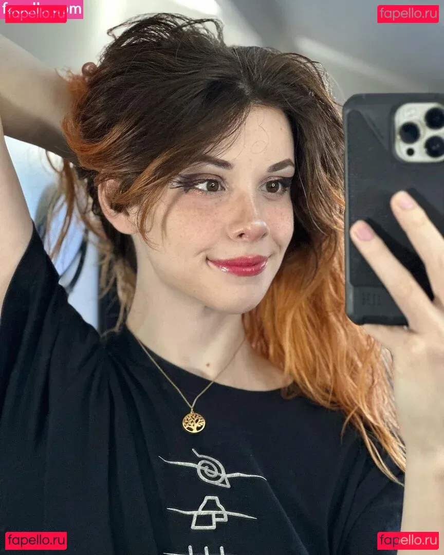 Lenacassandre Onlyfans Photo Gallery 