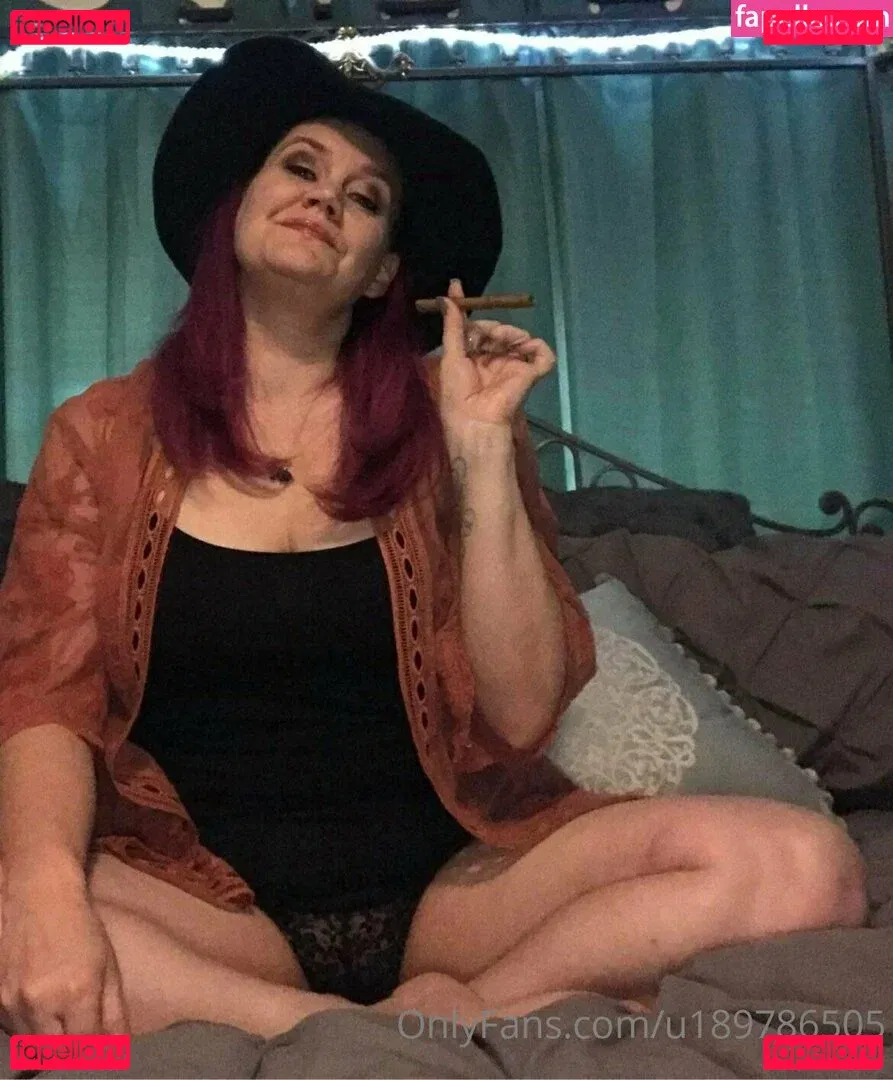 u189786505 Onlyfans Photo Gallery 