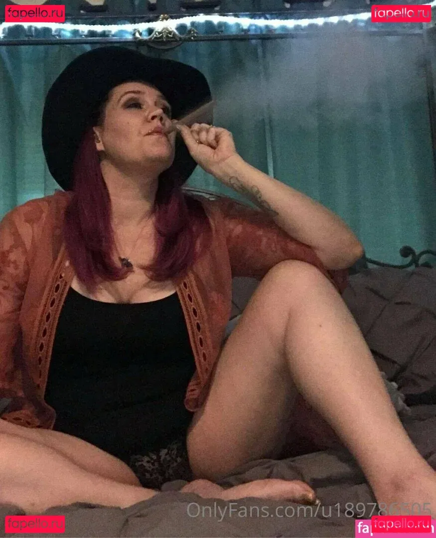 u189786505 Onlyfans Photo Gallery 