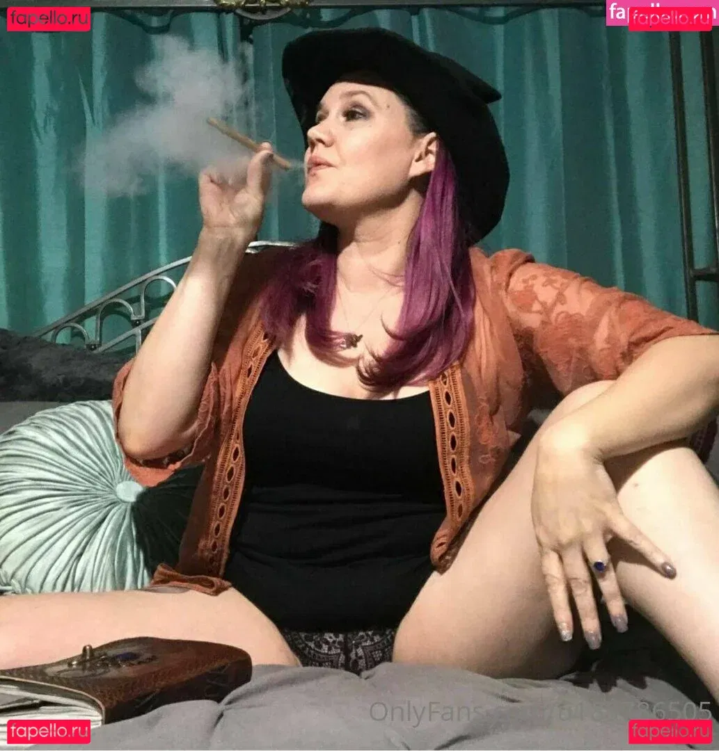 u189786505 Onlyfans Photo Gallery 