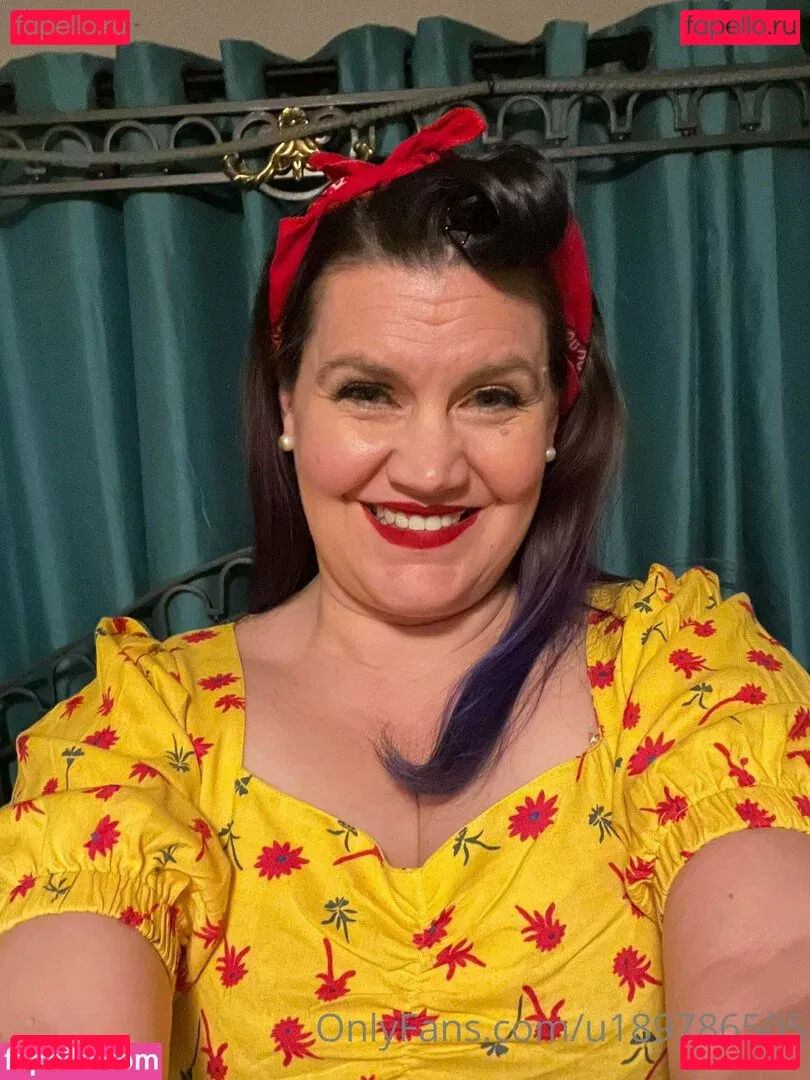 u189786505 Onlyfans Photo Gallery 