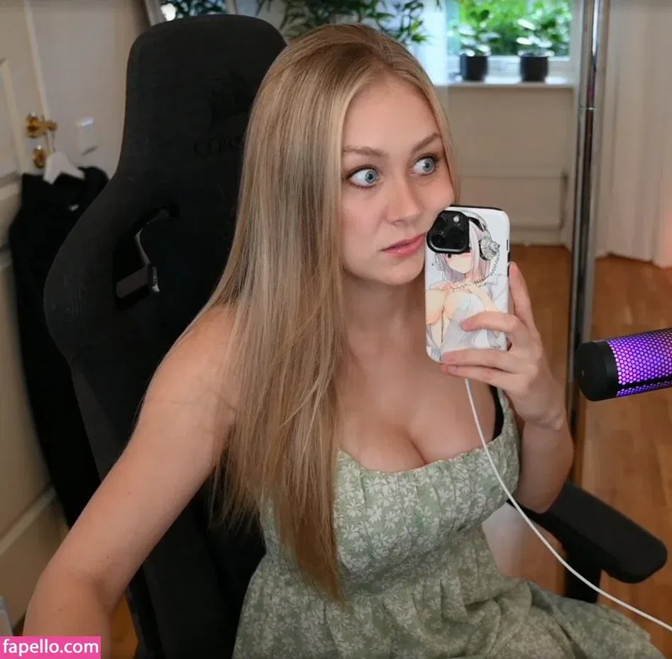 Kandyland Onlyfans Photo Gallery 