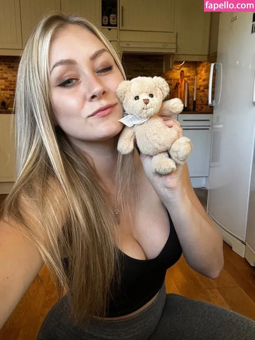 Kandyland Onlyfans Photo Gallery 