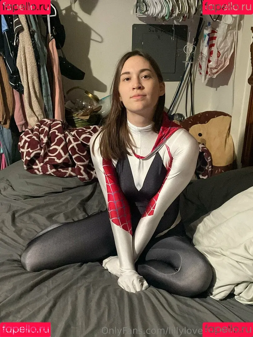 lillylovespenisland Onlyfans Photo Gallery 