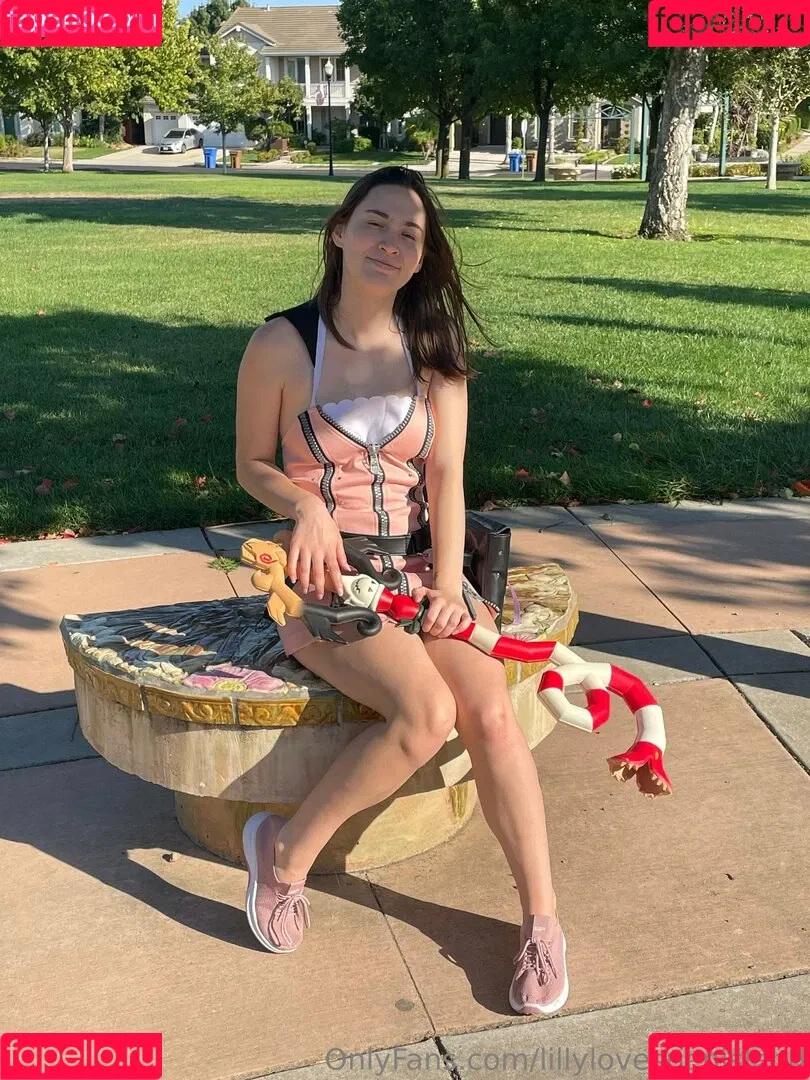 lillylovespenisland Onlyfans Photo Gallery 