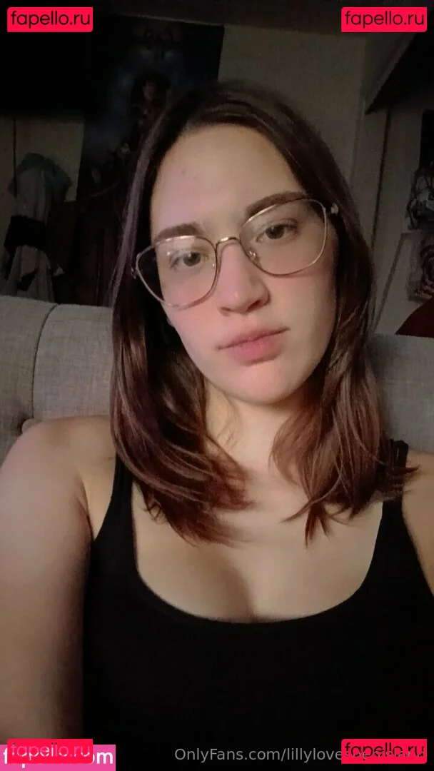 lillylovespenisland Onlyfans Photo Gallery 