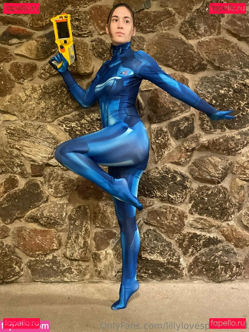 lillylovespenisland Onlyfans Photo Gallery 