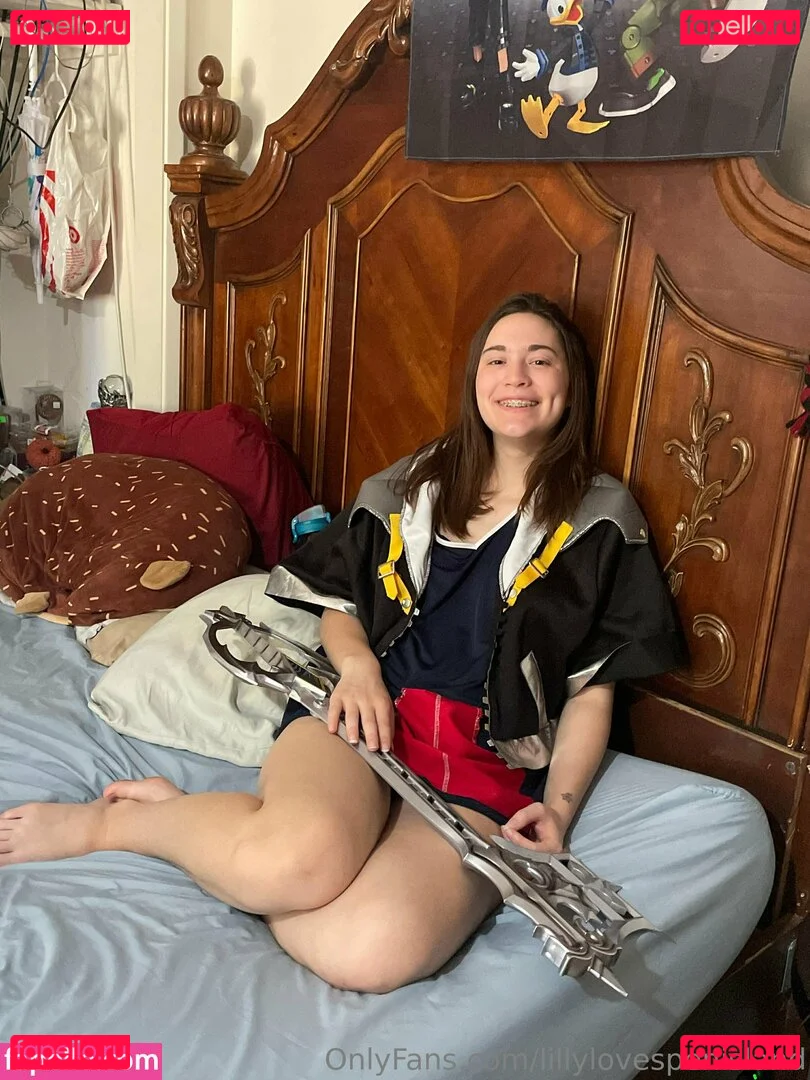 lillylovespenisland Onlyfans Photo Gallery 