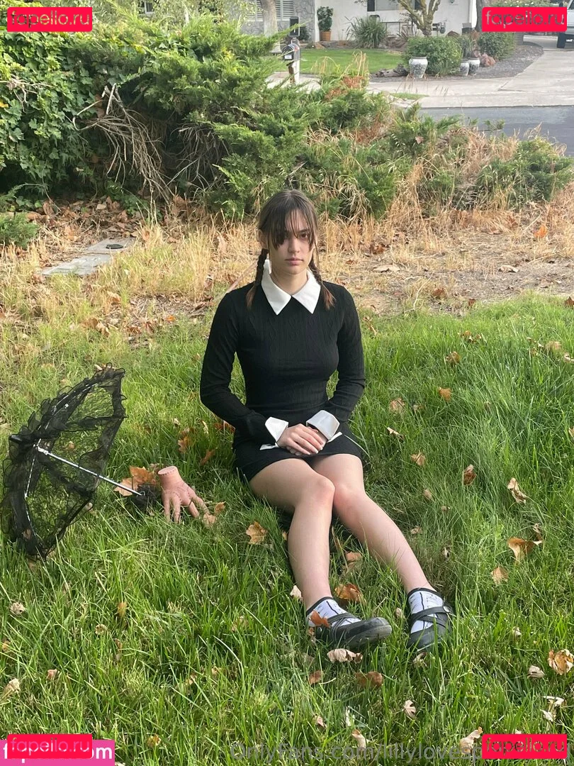 lillylovespenisland Onlyfans Photo Gallery 