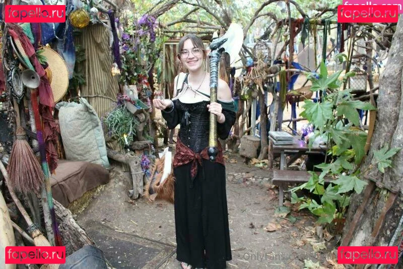 lillylovespenisland Onlyfans Photo Gallery 