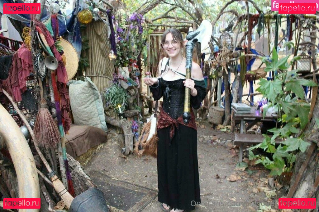 lillylovespenisland Onlyfans Photo Gallery 