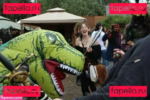 lillylovespenisland Onlyfans Photo Gallery 