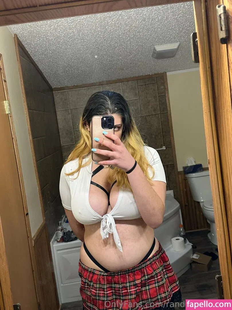 randomzgames Onlyfans Photo Gallery 