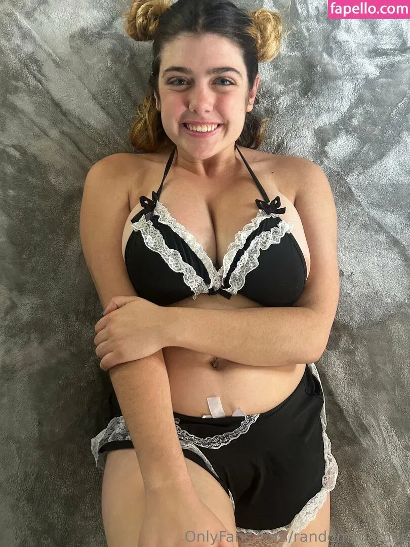 randomzgames Onlyfans Photo Gallery 