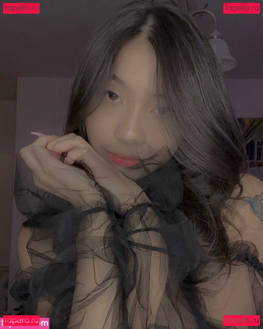 Trin Lovell Onlyfans Photo Gallery 