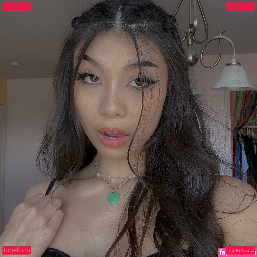 Trin Lovell Onlyfans Photo Gallery 