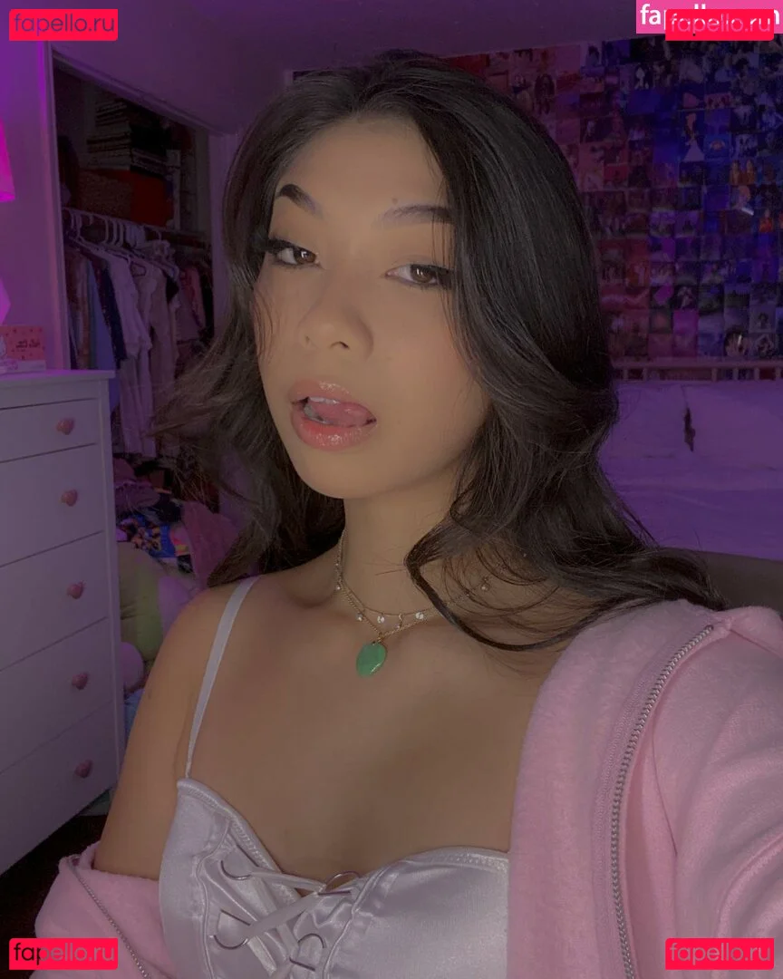 Trin Lovell Onlyfans Photo Gallery 