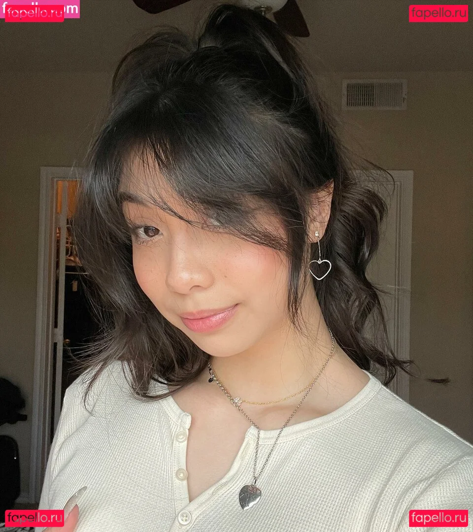 Trin Lovell Onlyfans Photo Gallery 