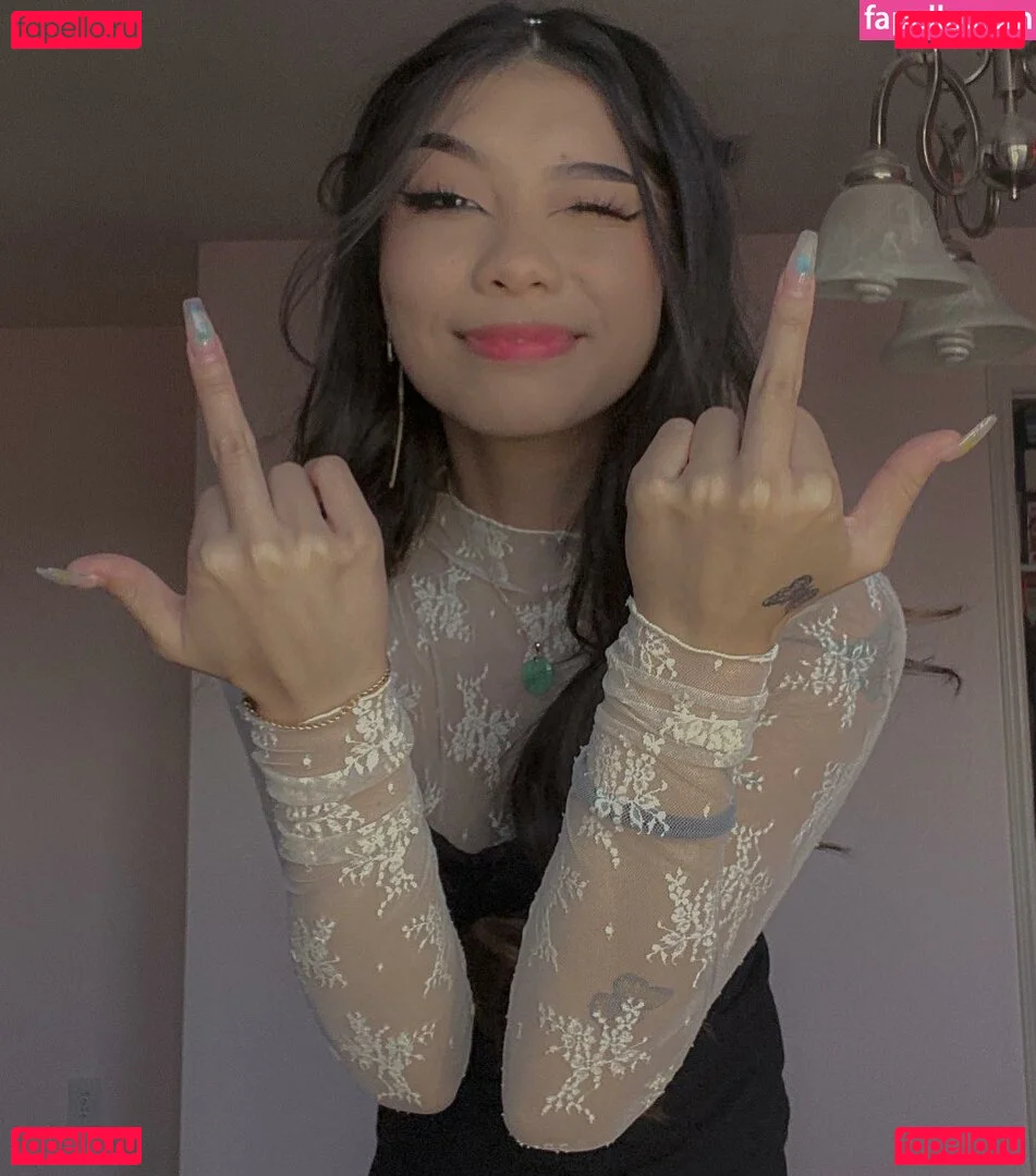 Trin Lovell Onlyfans Photo Gallery 