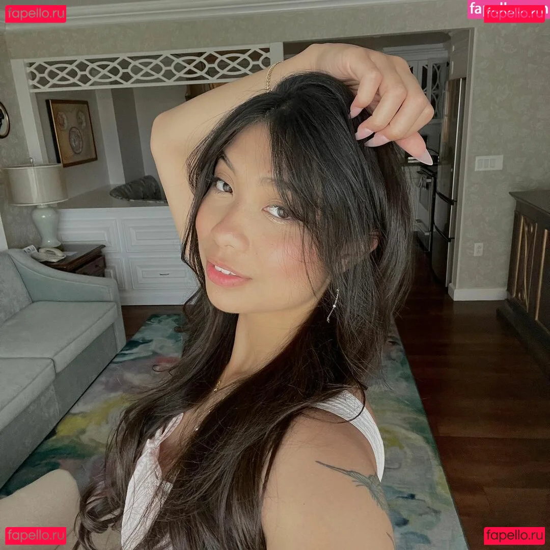 Trin Lovell Onlyfans Photo Gallery 