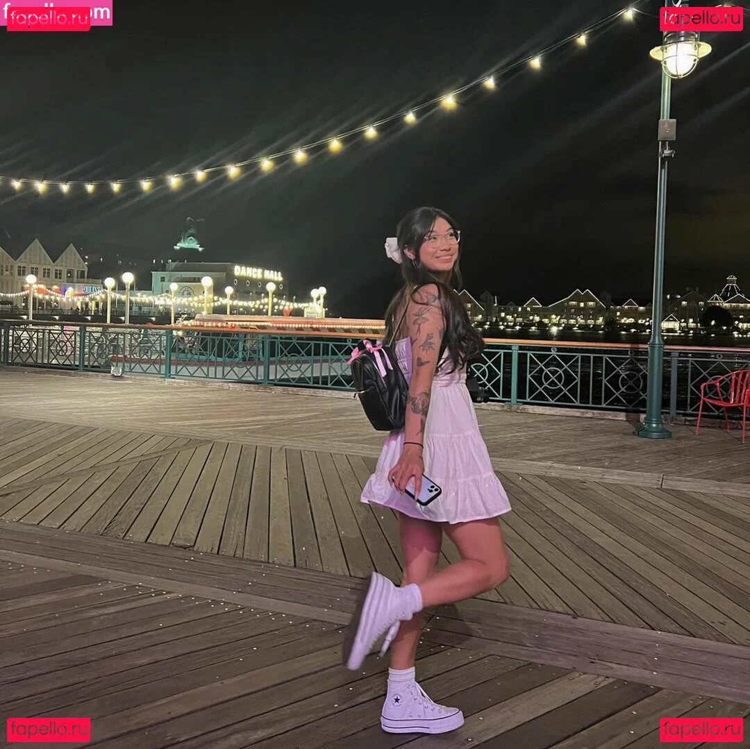 Trin Lovell Onlyfans Photo Gallery 