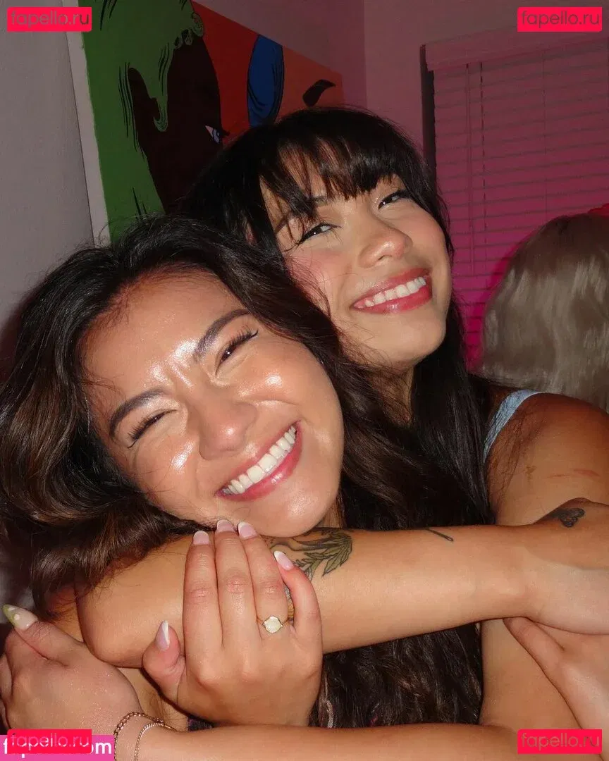 Trin Lovell Onlyfans Photo Gallery 