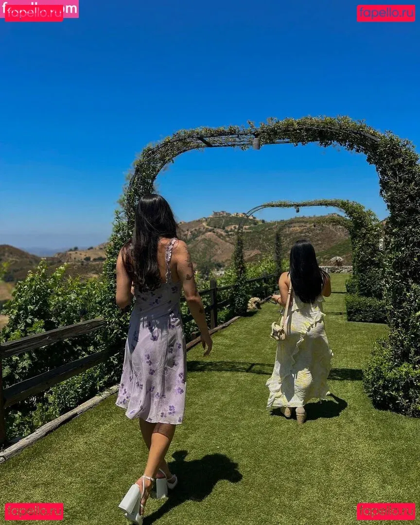 Trin Lovell Onlyfans Photo Gallery 