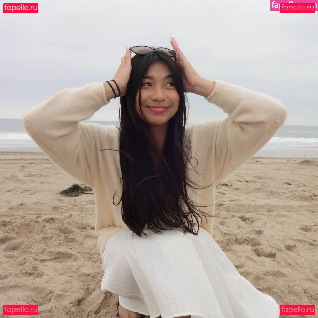 Trin Lovell Onlyfans Photo Gallery 