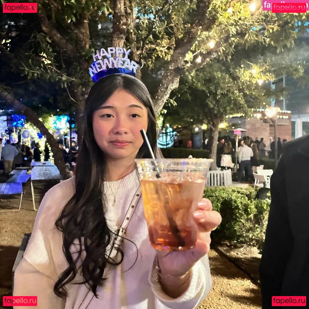 Trin Lovell Onlyfans Photo Gallery 