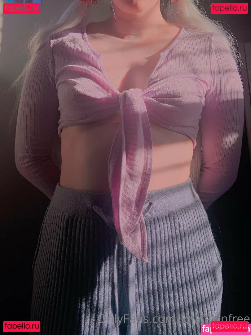 lolafawnfree Onlyfans Photo Gallery 