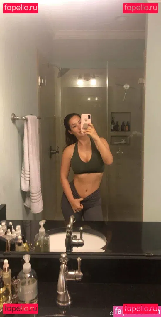 evalovia Onlyfans Photo Gallery 