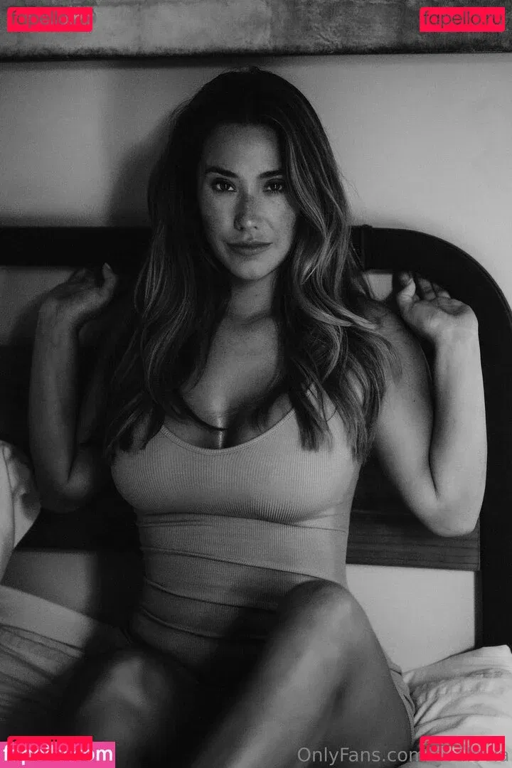 evalovia Onlyfans Photo Gallery 