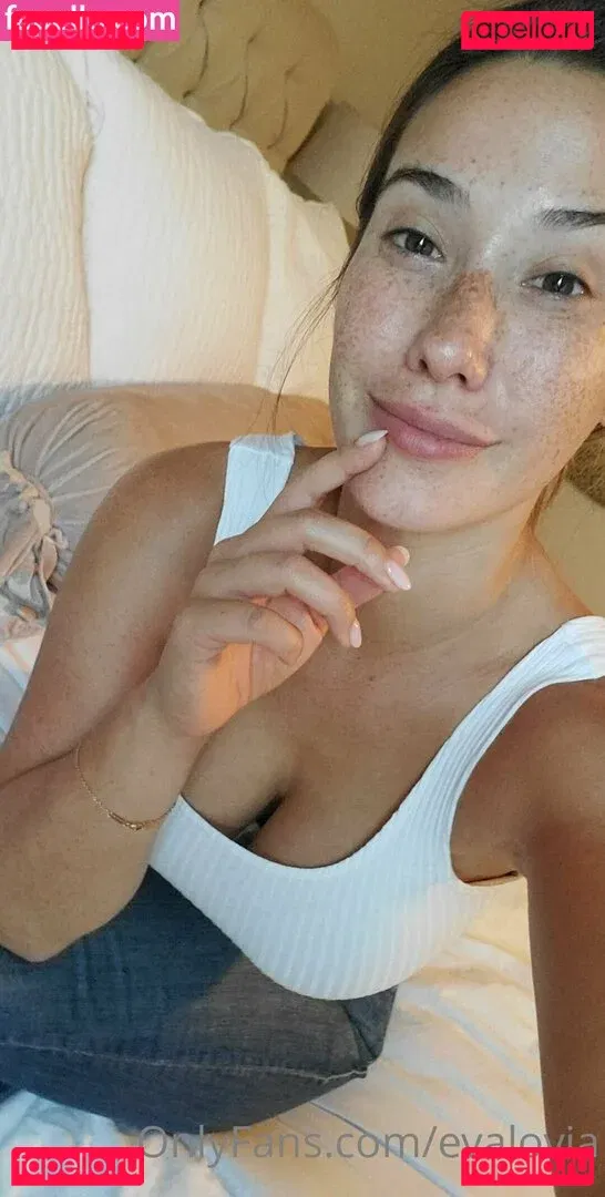 evalovia Onlyfans Photo Gallery 