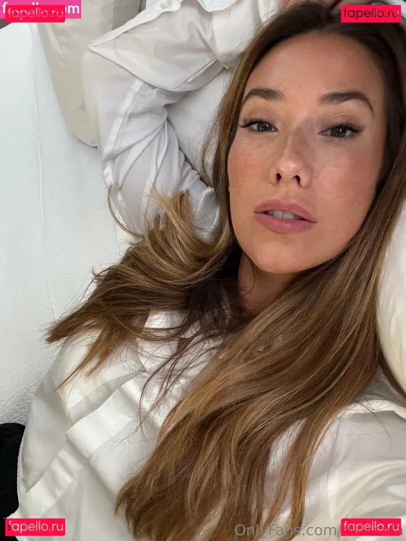 evalovia Onlyfans Photo Gallery 