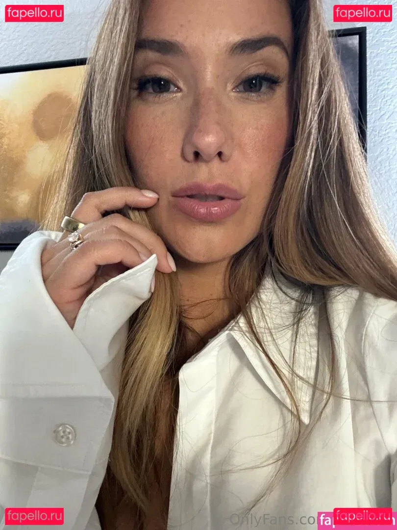 evalovia Onlyfans Photo Gallery 