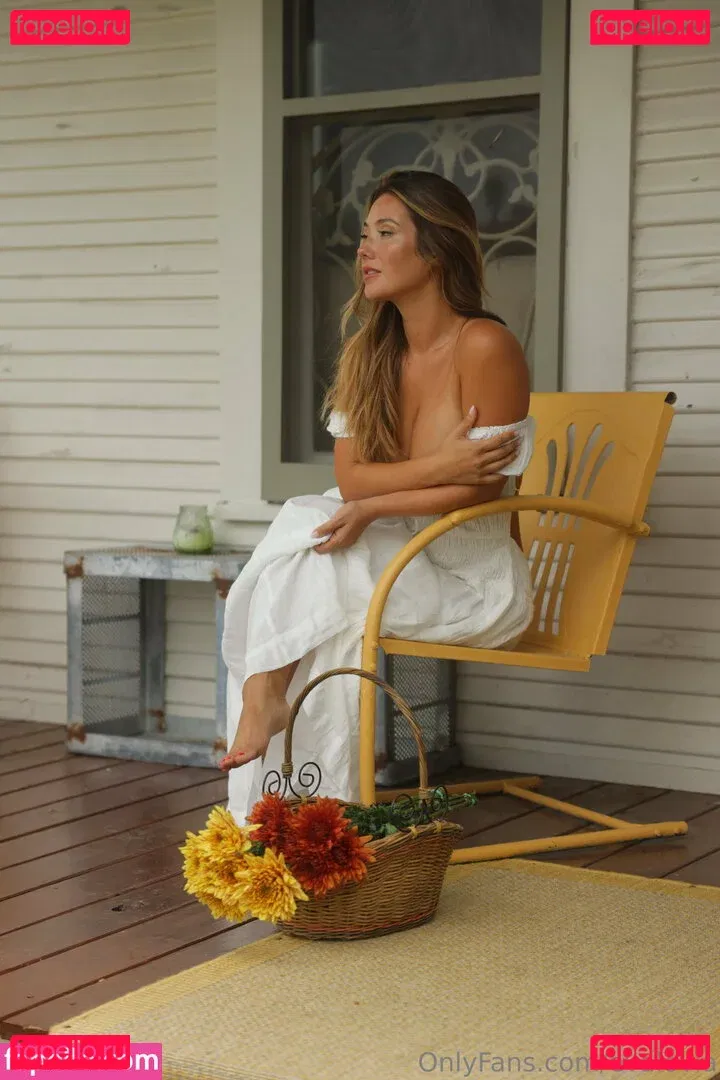 evalovia Onlyfans Photo Gallery 